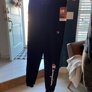Champion Sweatpants •. XS